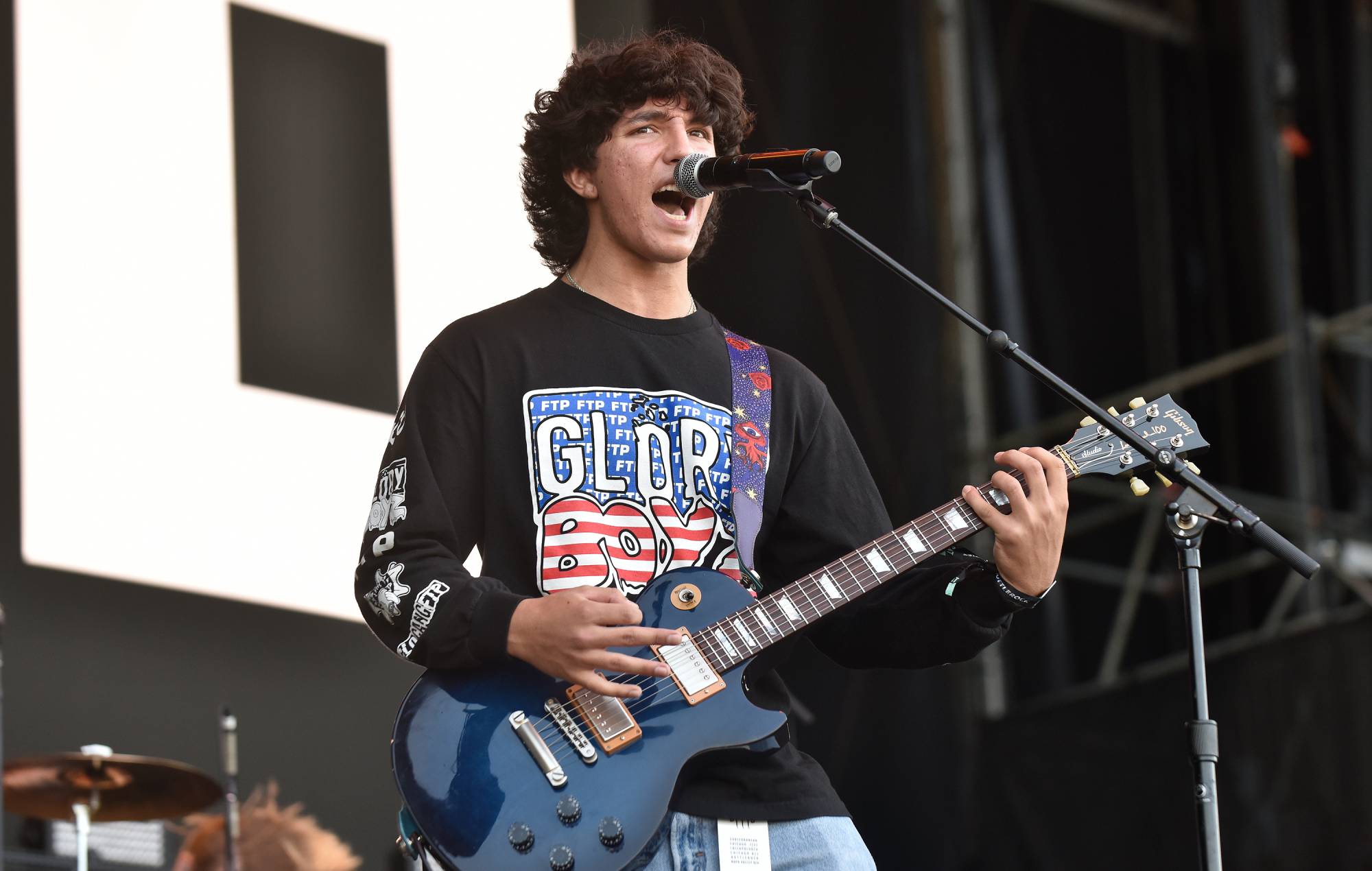 Noah, le fils de Scott Weiland, dit qu'il "préférerait être mort" plutôt que de vivre comme "mon père l'a fait"