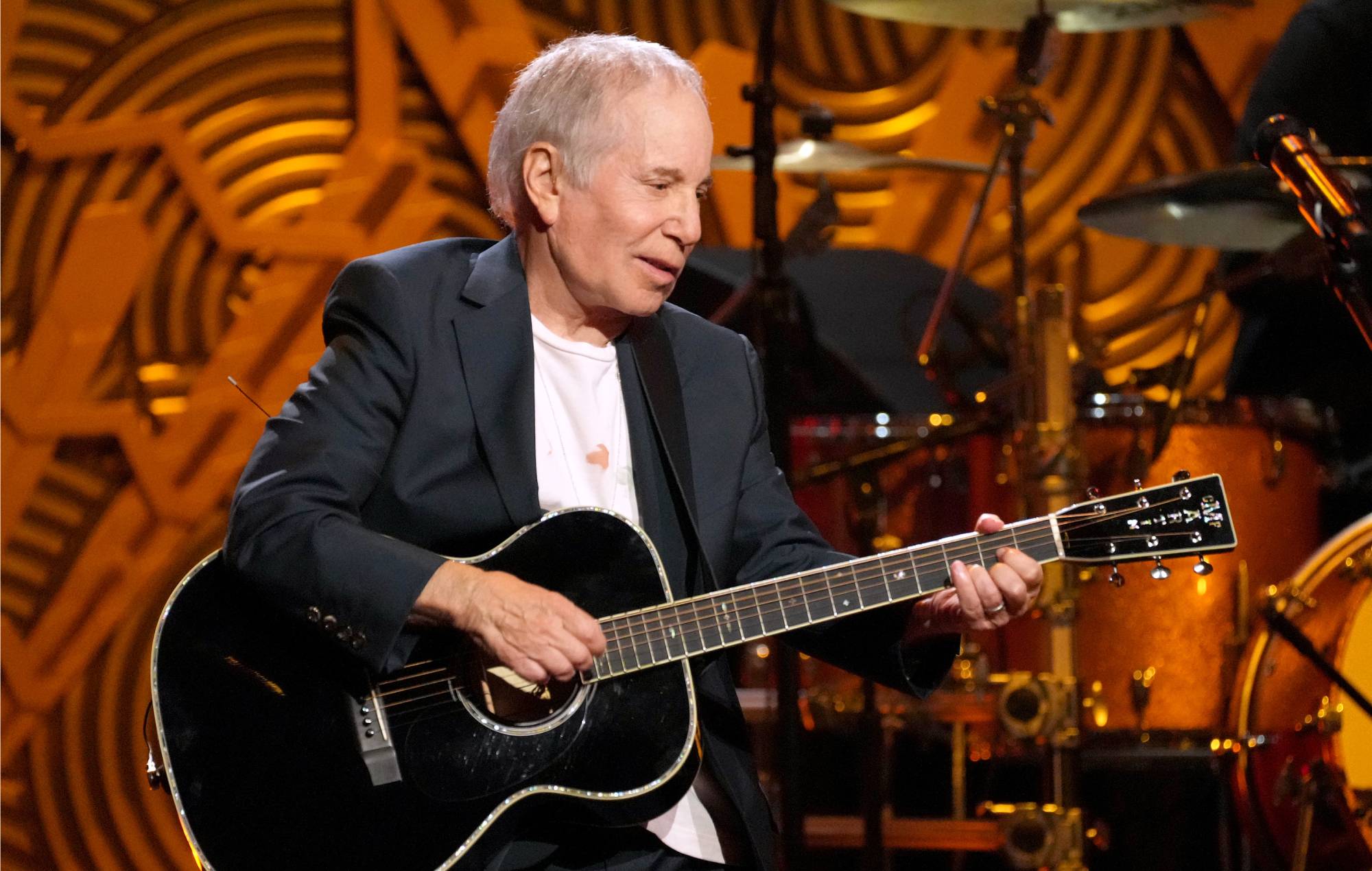 Paul Simon, Cher et Chaka Khan recevront les Grammy Awards pour l'ensemble de leur carrière