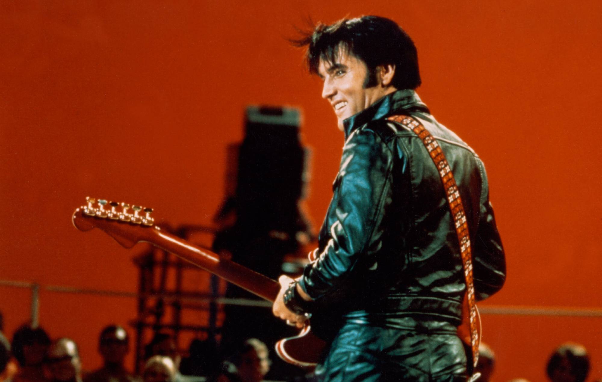 Film Elvis Presley in Concert avec morceaux live, remix et classiques