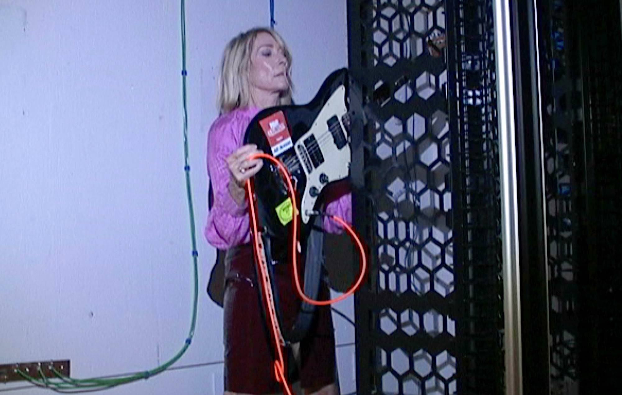 Kim Gordon annonce la tournée 'Play Me' 2026 au Royaume-Uni et en Europe