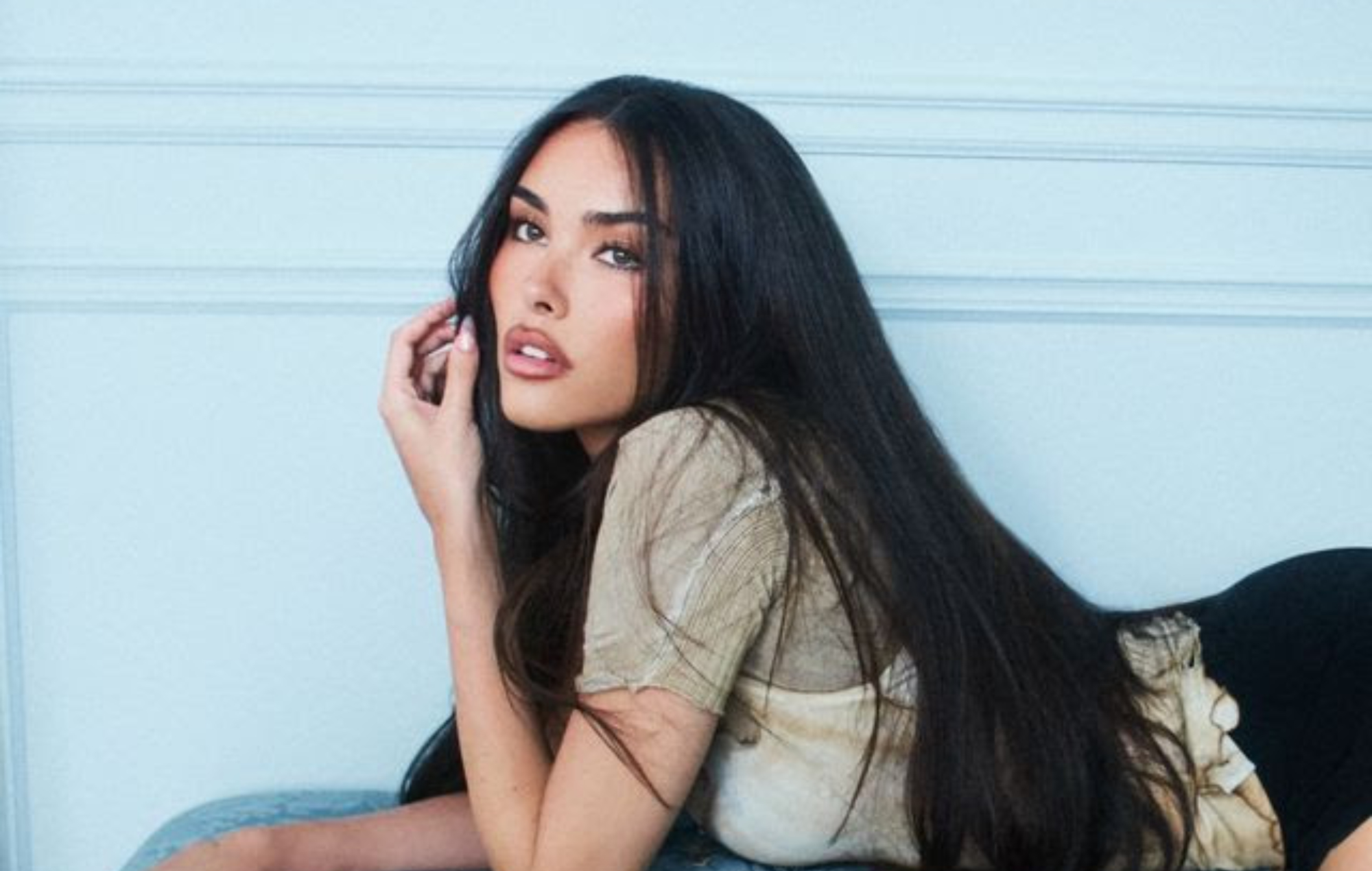 Madison Beer annonce la tournée mondiale 'The Locket' 2026 – comprenant des dates au Royaume-Uni et en Europe