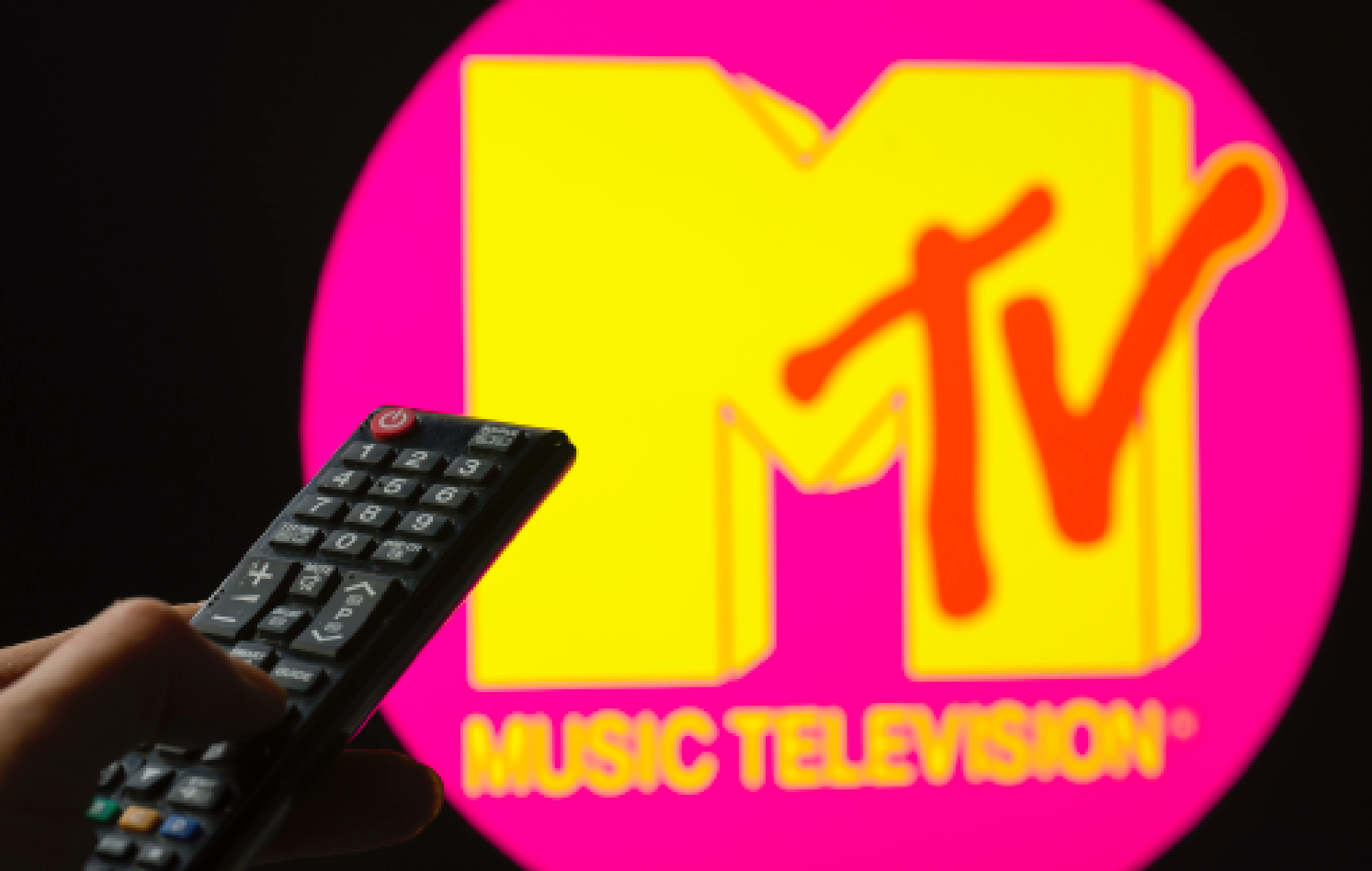quelqu'un a recréé les jours de gloire de MTV de chaque décennie