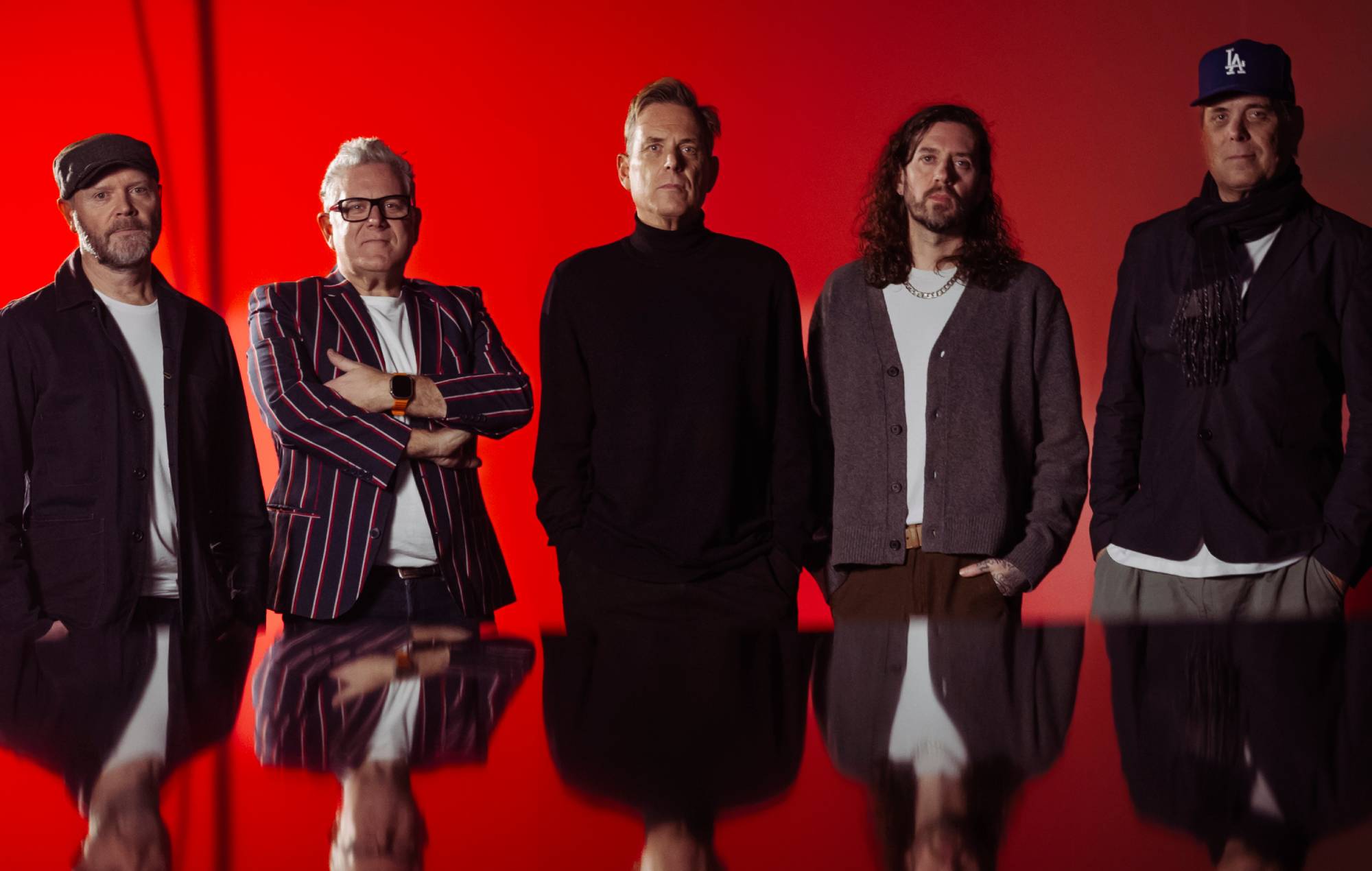 A annoncent 'Prang' – leur premier nouvel album en 20 ans – avec le nouveau single 'Hello Sunshine'