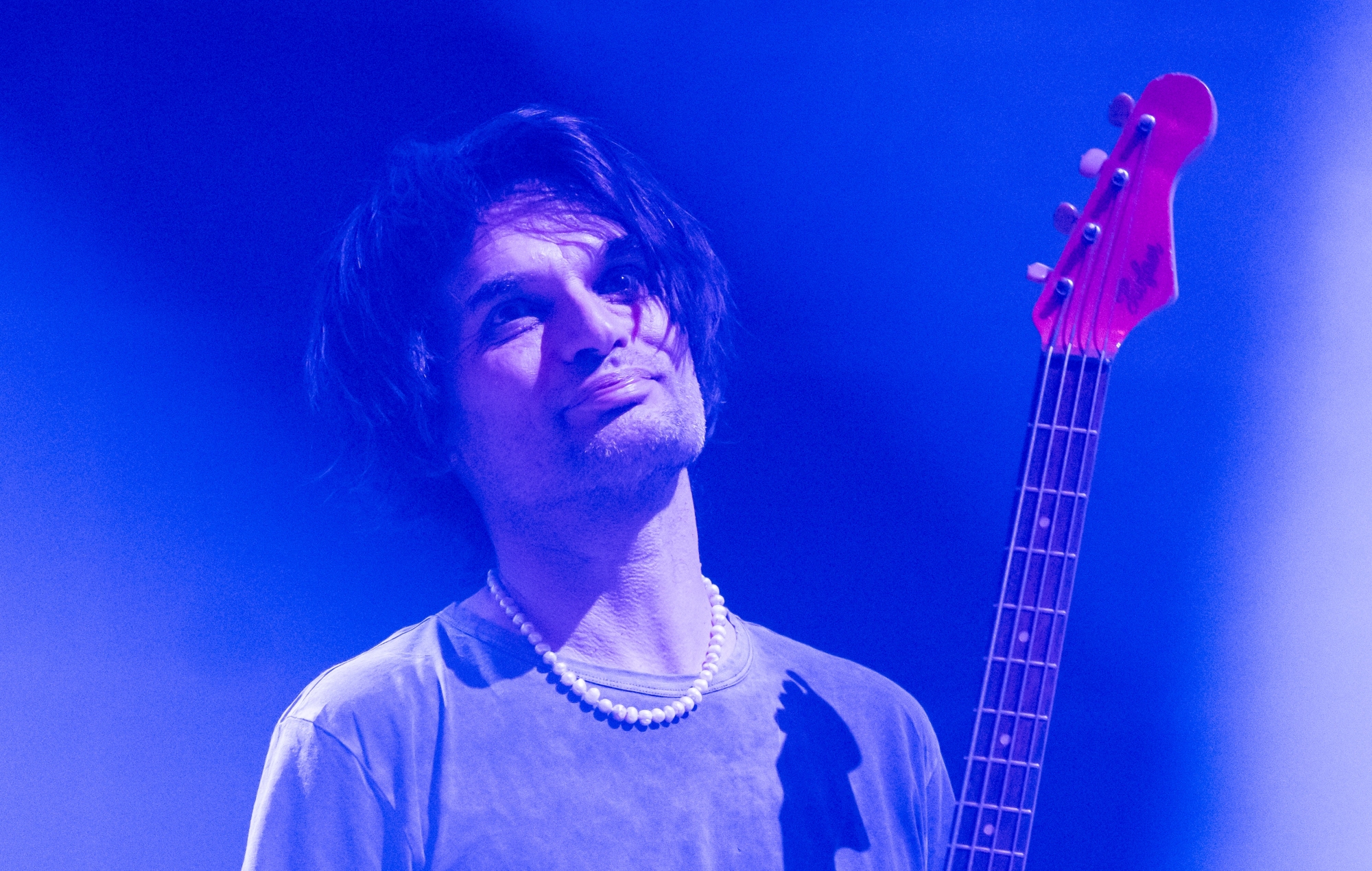 Jonny Greenwood de Radiohead explique comment « la musique et l'art devraient être au-delà des préoccupations politiques »
