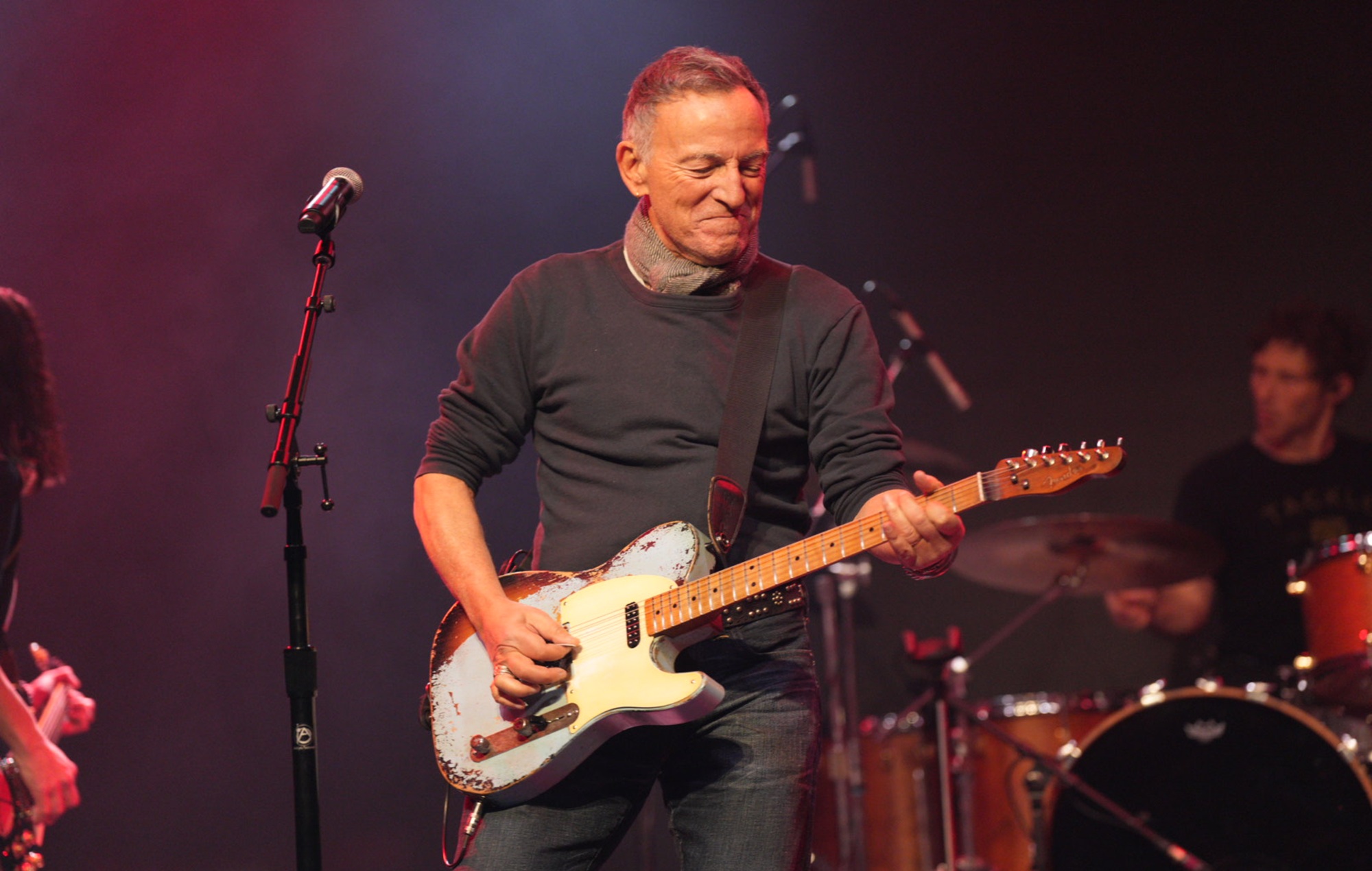 Regardez Bruce Springsteen prêter « Born In The USA » à la bande originale de la nouvelle vidéo anti-ICE