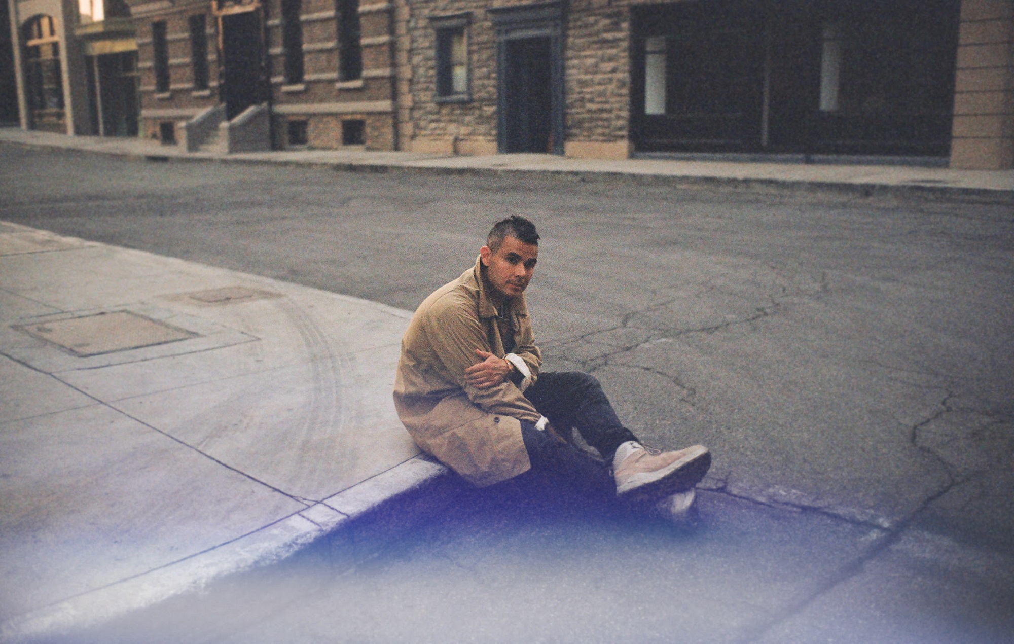 Rostam partage la version originale de « Campus » avant le Vampire Weekend