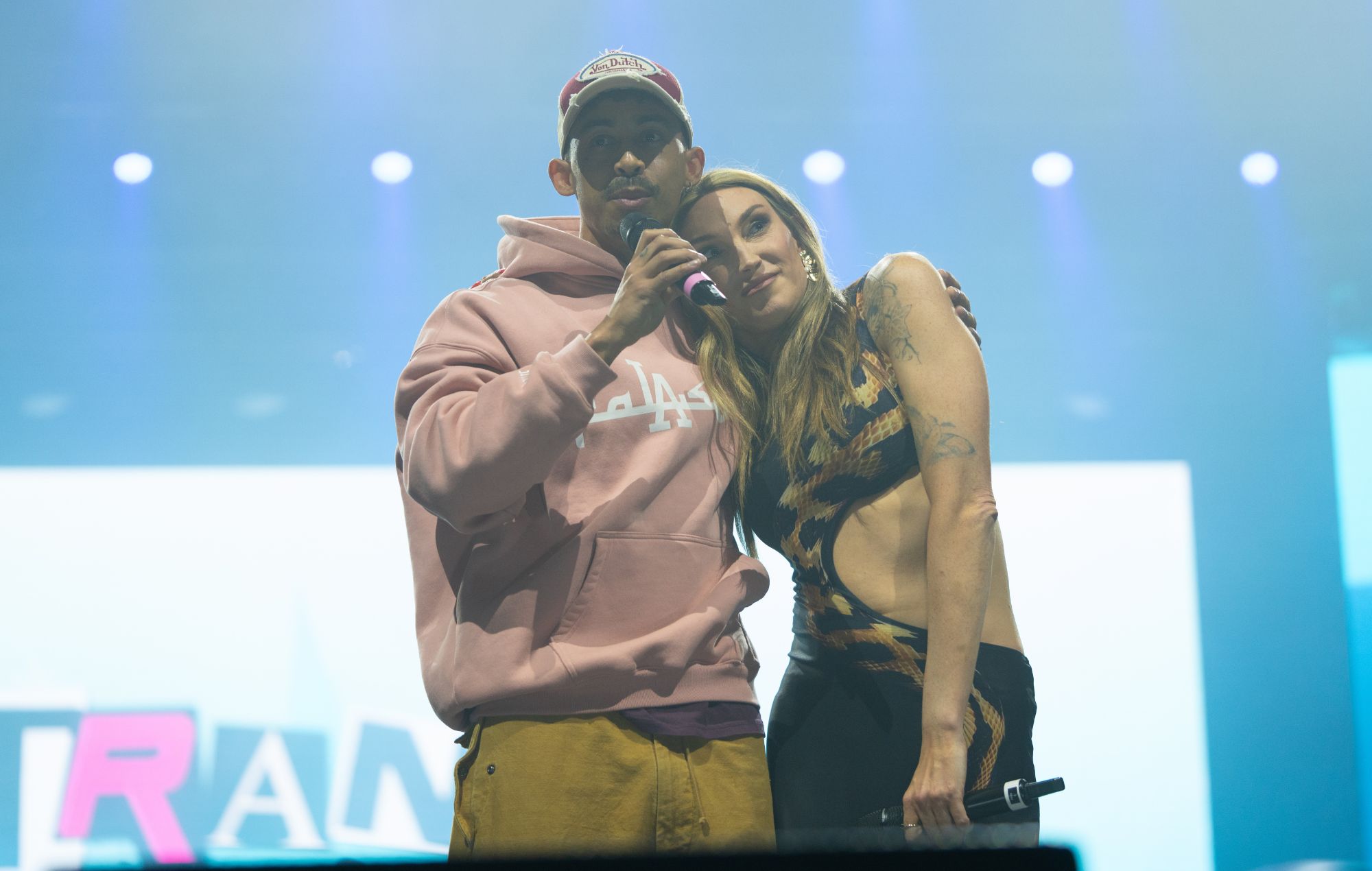 Jordan Stephens sur le fait d'être « inspiré » par la communauté trans, de soutenir les lieux populaires et de considérer Kate Nash comme une « grande sœur »