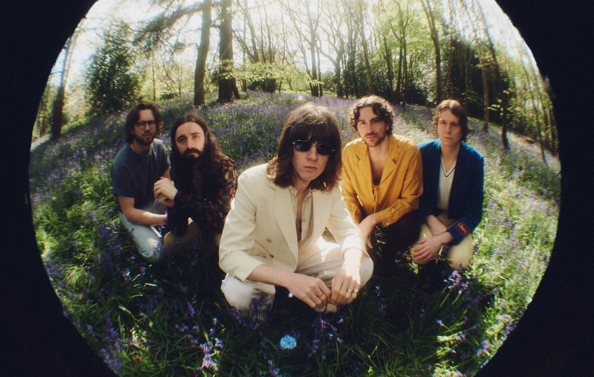 Blossoms revient avec un nouveau single enjoué "Joke About Divorce"