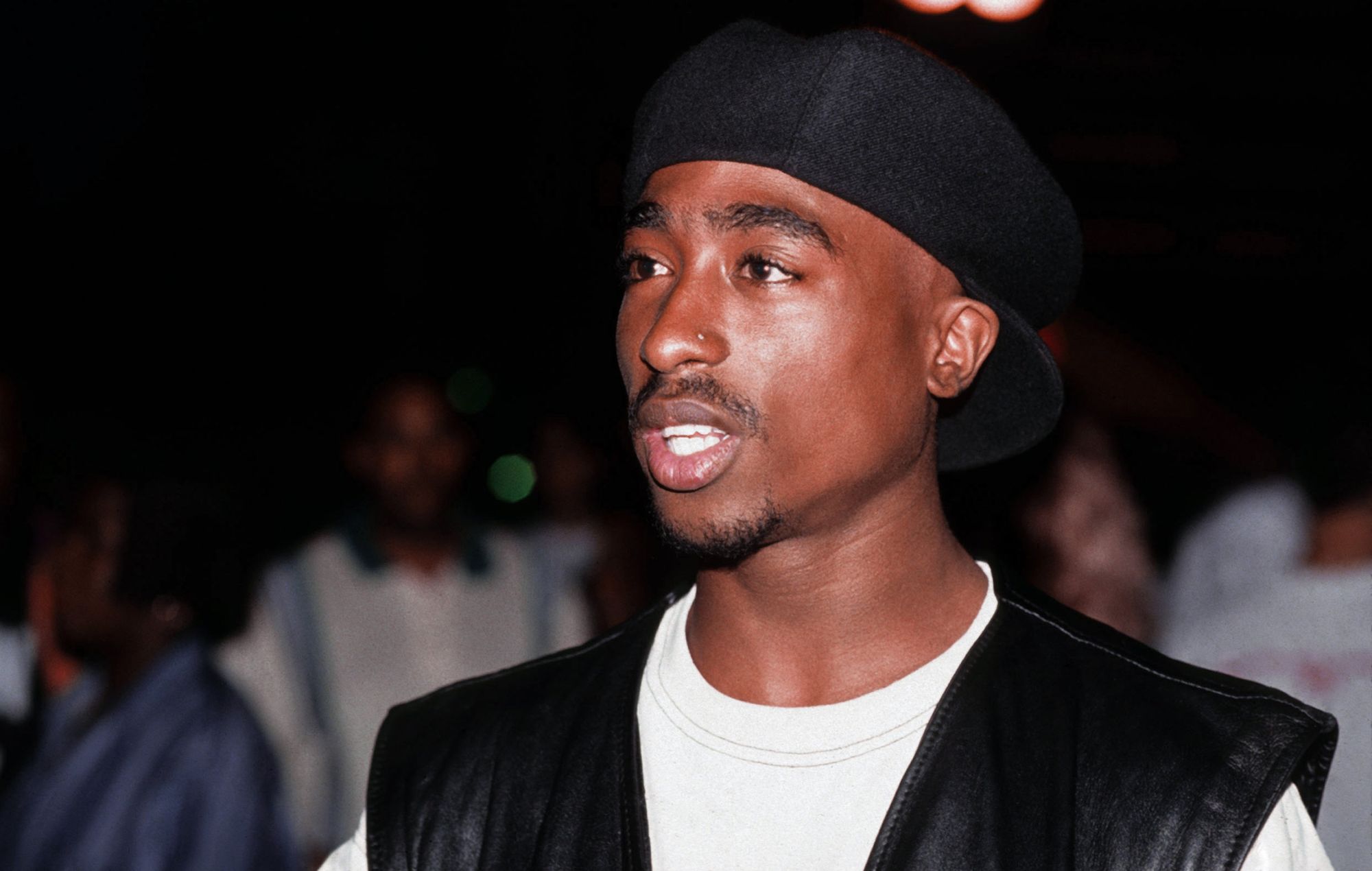 La famille de Tupac Shakur intente une action en justice pour mort injustifiée, réclamant des dommages et intérêts non précisés