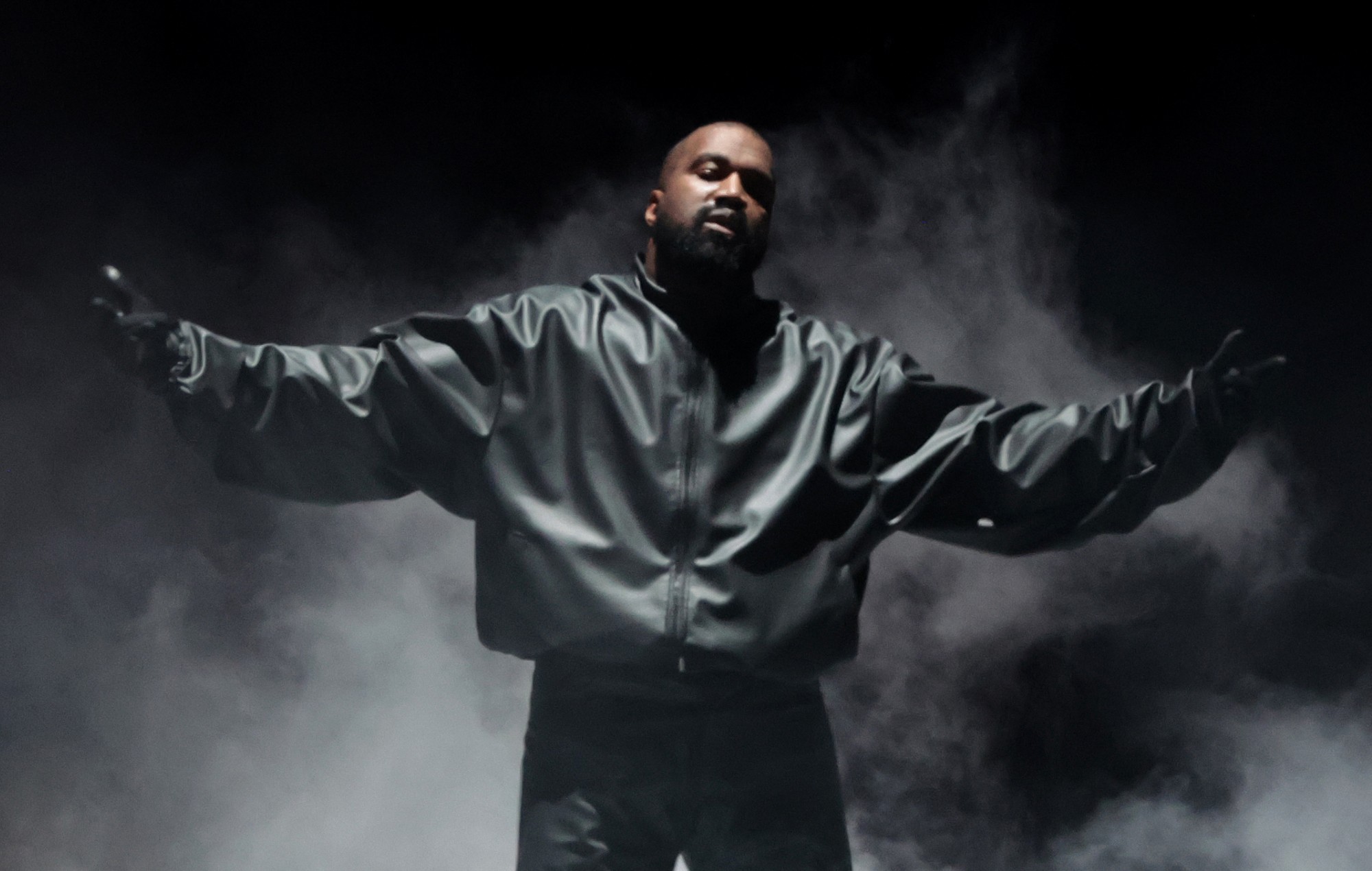 "SNL UK" se moque de la controverse sur Kanye West Wireless