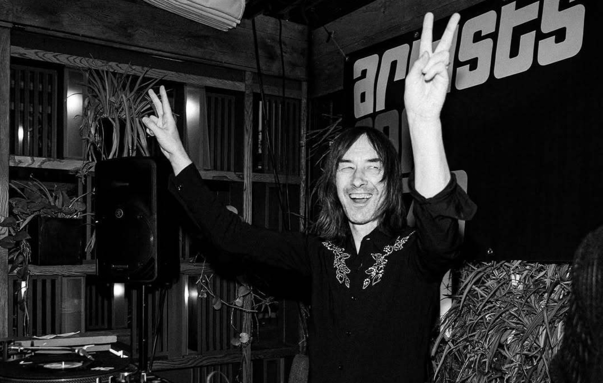 Paul Weller, Madness, Bobby Gillespie de Primal Scream, Glen Matlock des Sex Pistols et bien d'autres encore pour le concert de collecte de fonds des London Artists for Gaza