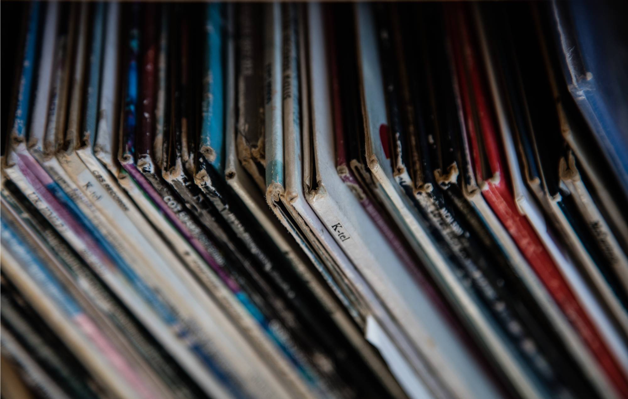 6 500 disques vinyles contrefaits saisis par la police lors d'un raid au Royaume-Uni
