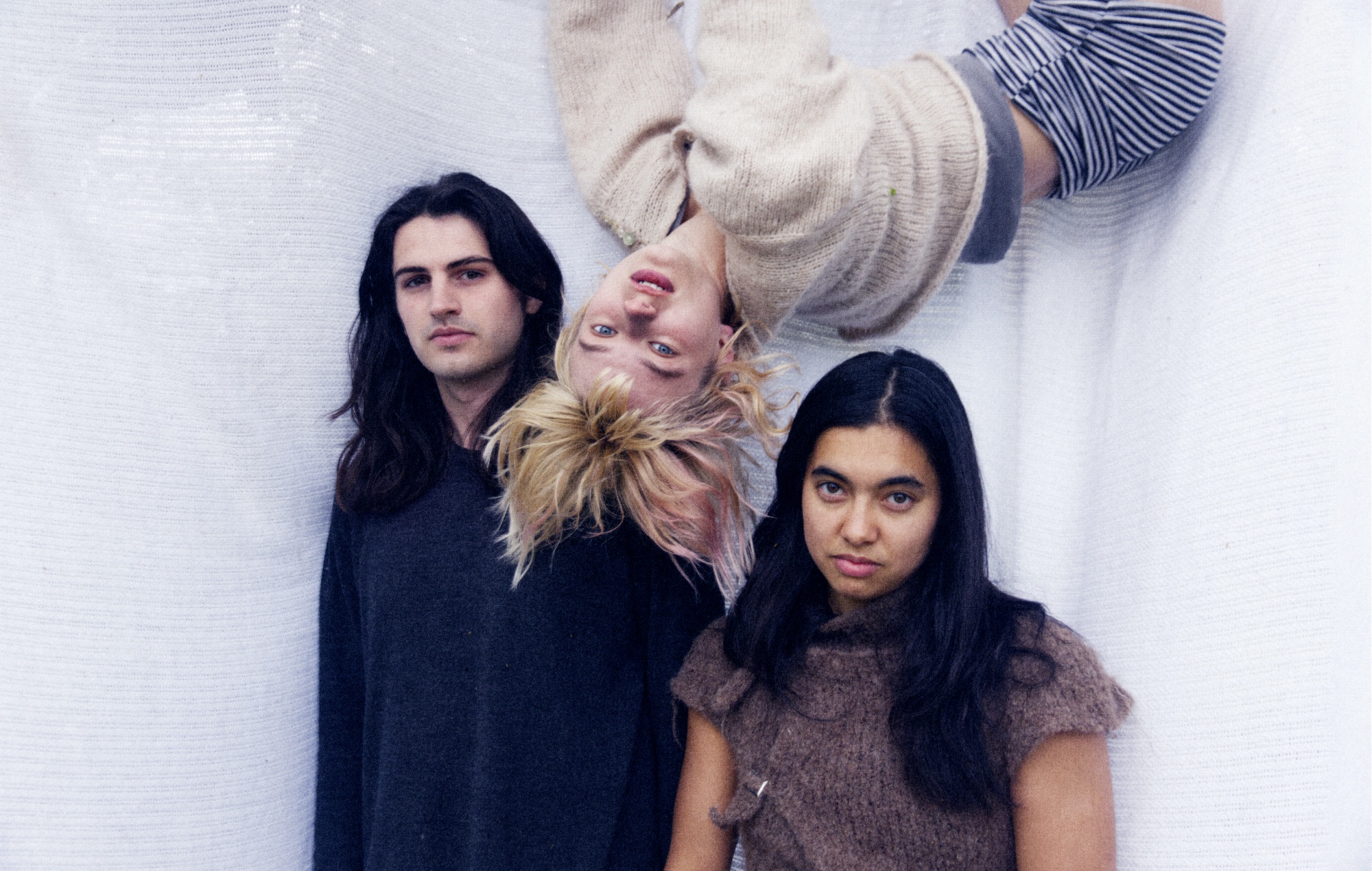 Mary In The Junkyard annonce une tournée 2026 au Royaume-Uni, en Europe et en Amérique du Nord et partage le single « callisthénique » « New Muscles »