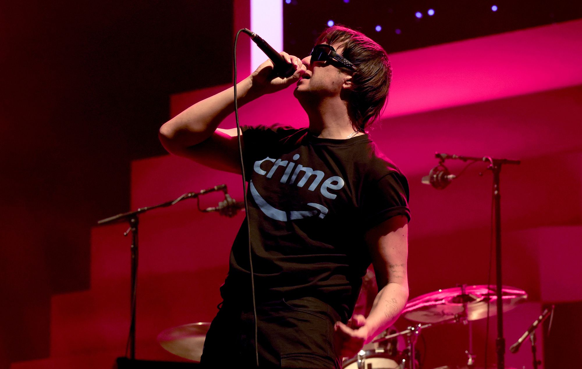 Les Strokes retardent leur nouvel album "Reality Awaits" et annoncent un énorme concert de retour à New York avec Beach House et Fcukers