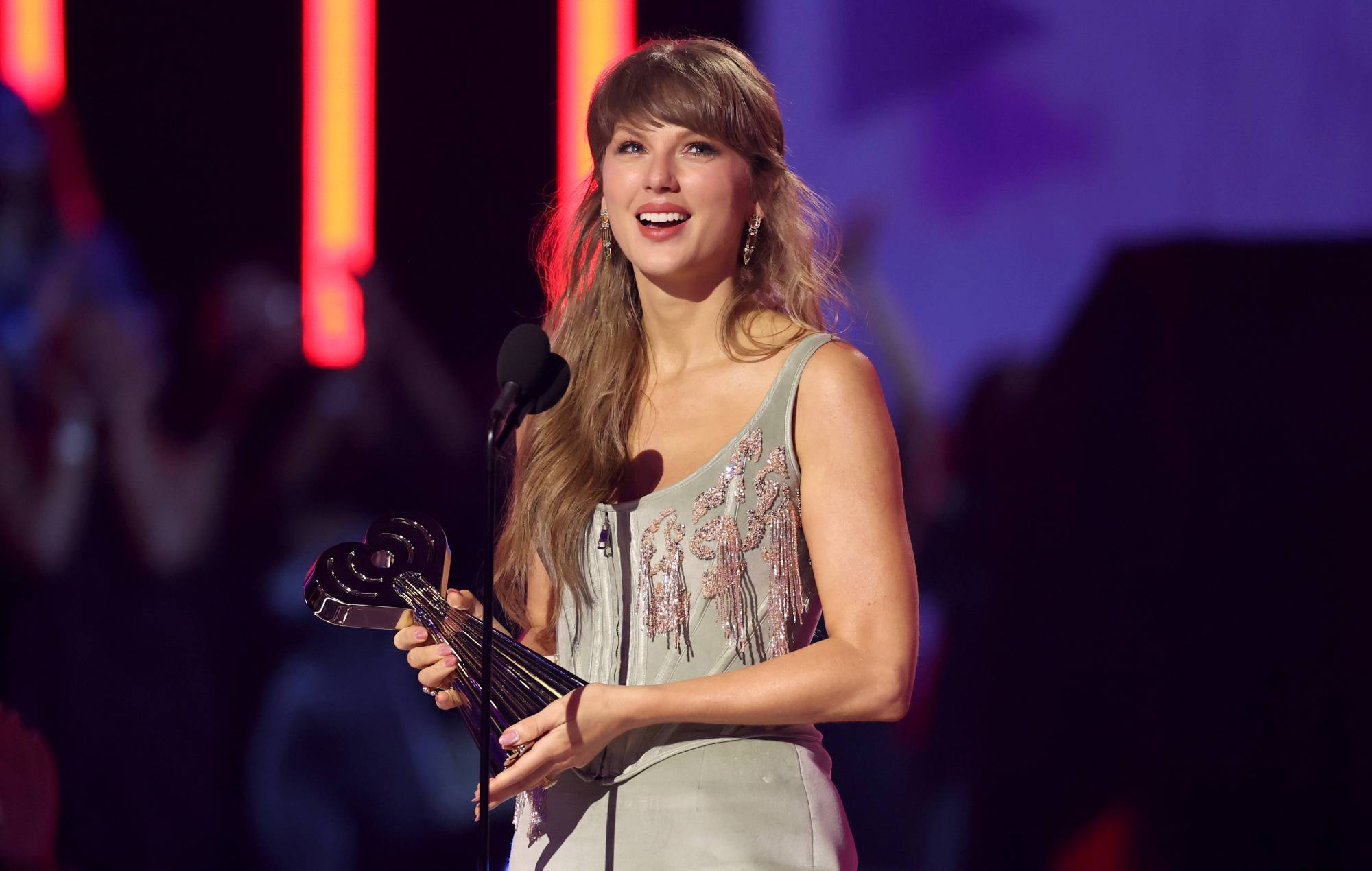 Taylor Swift confirme que la nouvelle chanson "I Knew It, I Knew You" apparaîtra dans "Toy Story 5"