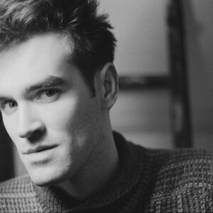 Les lettres d'adolescent inédites de Morrissey prédisant qu'il deviendrait une « star du rock'n'roll » sont mises aux enchères