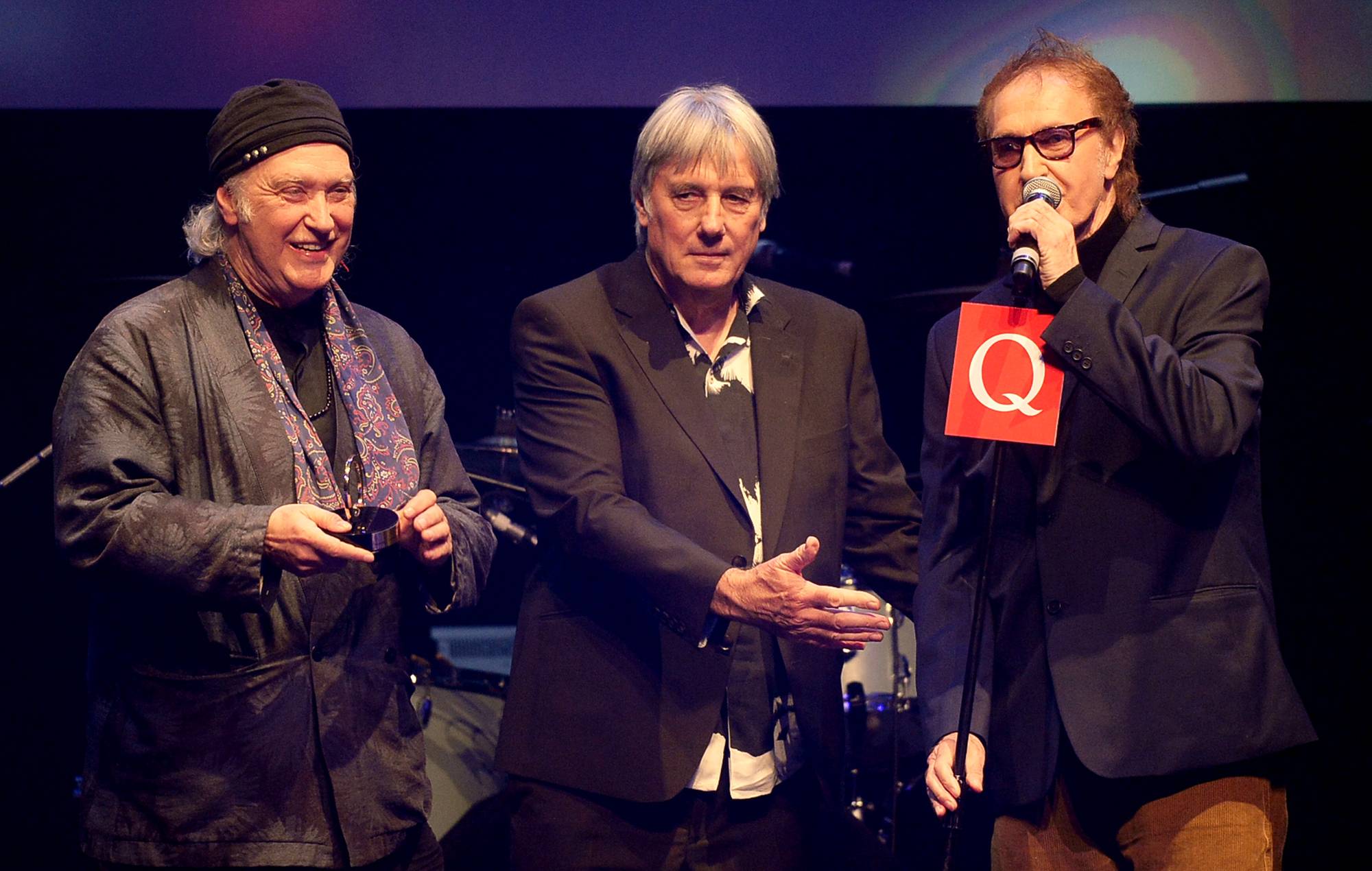 The Kinks' Ray et Dave Davies « s'entendent très bien » et « ne diraient jamais jamais » à une réunion