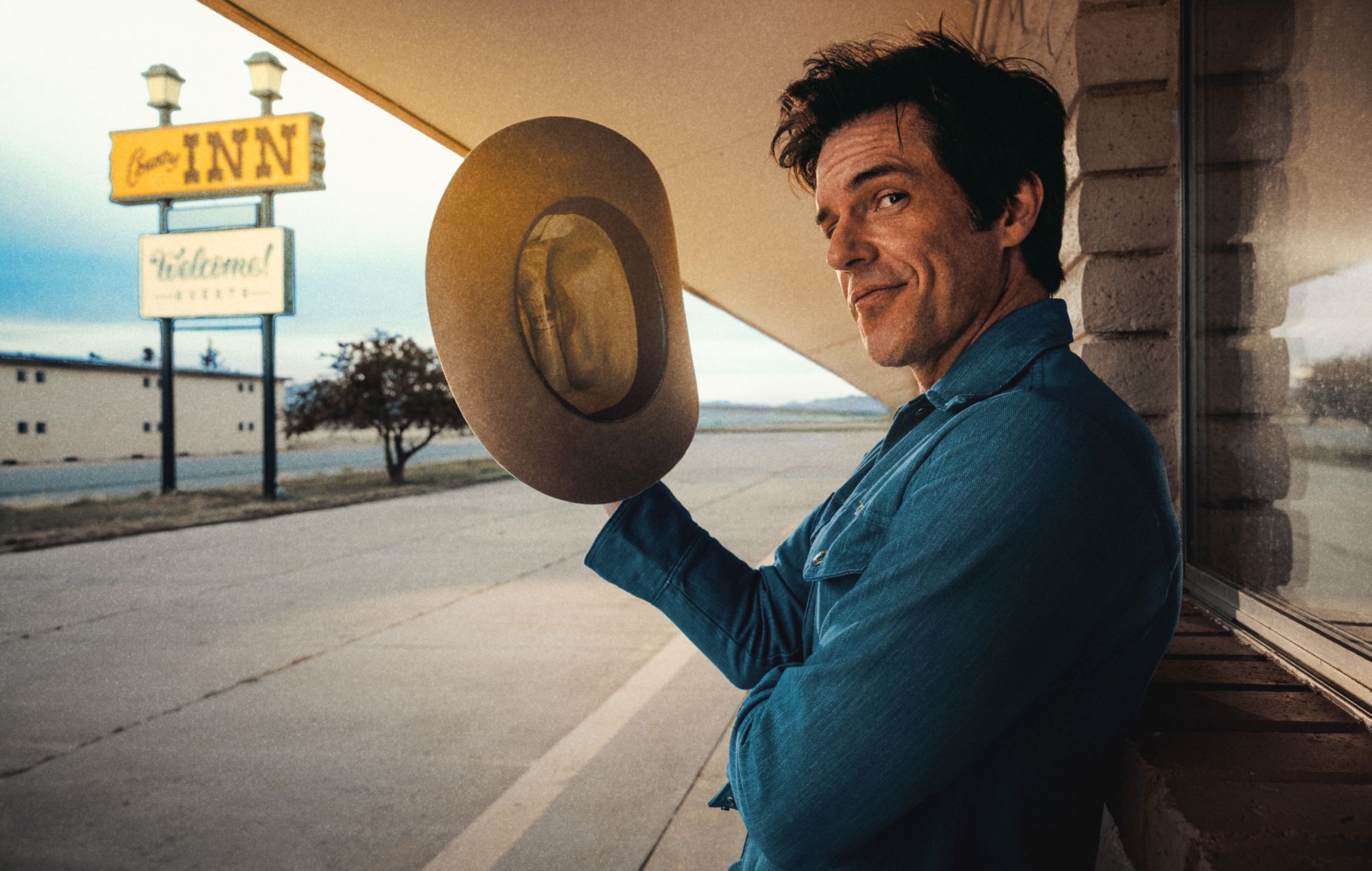 Brandon Flowers – Critique de « Thrasher » : l'homme des Killers quitte Vegas pour Nashville pour une escapade personnelle à la campagne