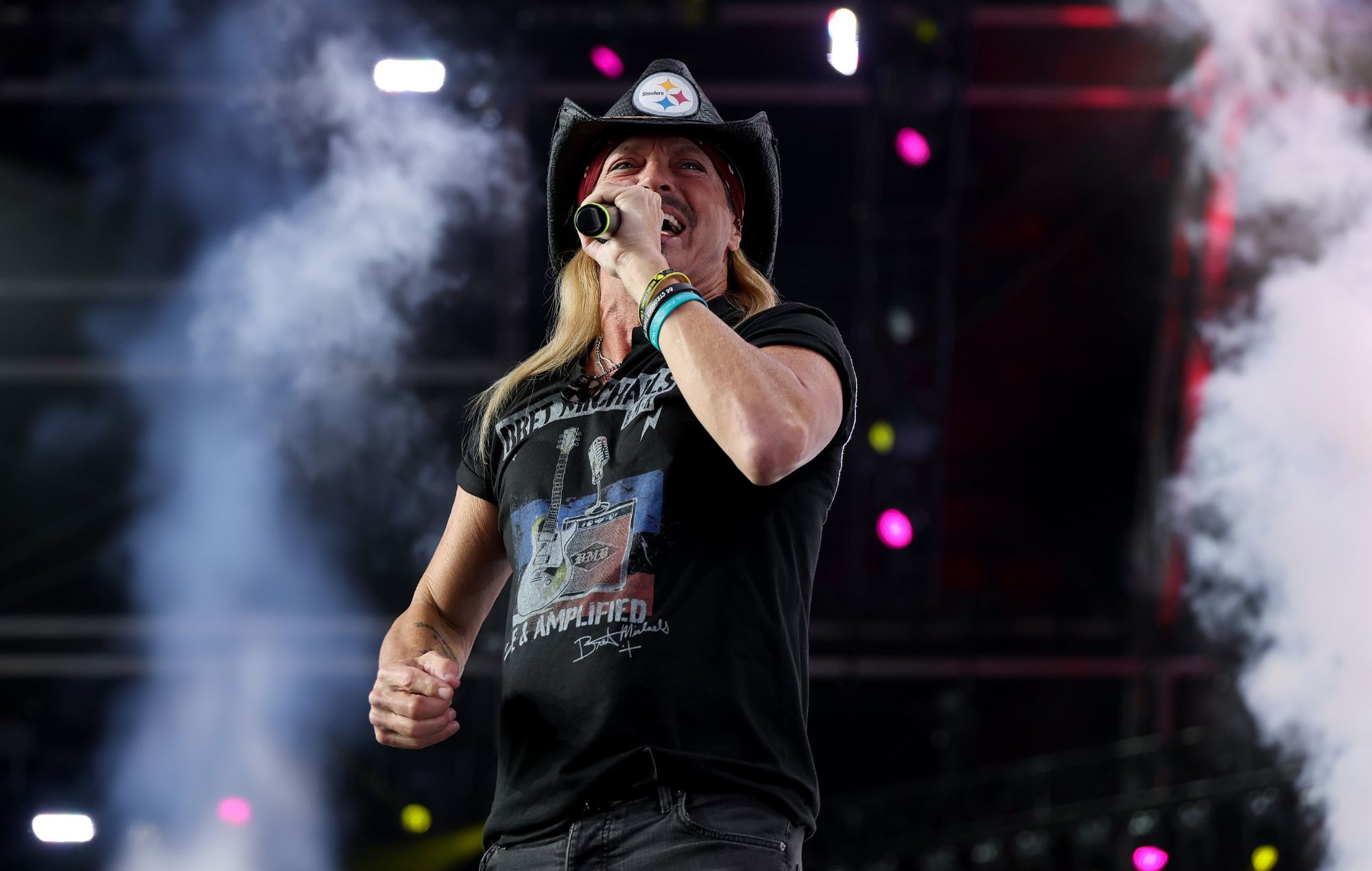 Bret Michaels annule toutes les dates de tournée prévues pour se remettre d'une opération