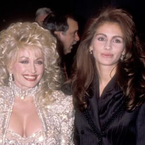 Julia Roberts n'a « jamais oublié » les conseils de Dolly Parton concernant les plaintes sur le plateau
