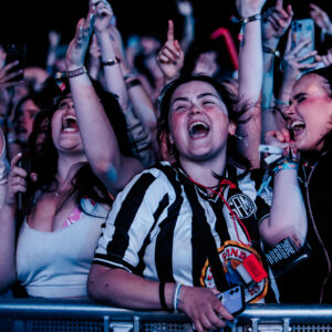 La proposition du Reading Festival de prolonger la licence musicale pour jeudi soir a rencontré des problèmes de bruit