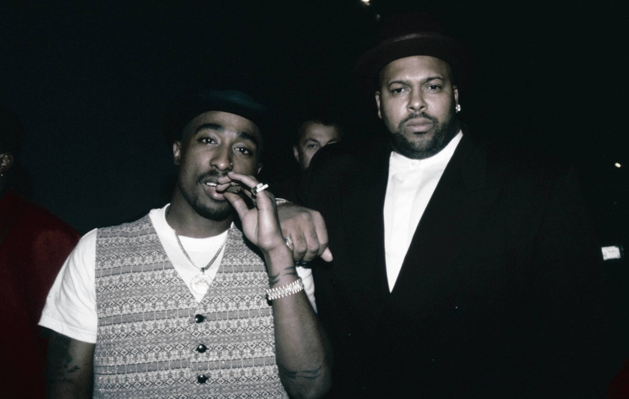 Suge Knight affirme que les amis et la famille de Tupac Shakur ont fumé ses cendres