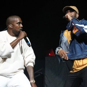 Big Sean et Kanye West se réunissent après une querelle avec une apparition surprise au concert de Chicago