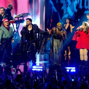 Découvrez la performance hommage de Sombr, RAYE, Adam Lambert et Teddy Swims à George Michael aux VMA