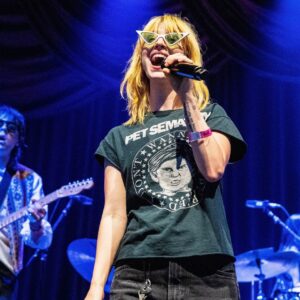Hayley Williams annonce une tournée au Royaume-Uni et en Europe en 2027