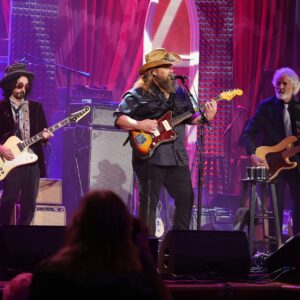 Regardez les Heartbreakers se réunir aux côtés de Chris Stapleton aux Americana Awards 2026