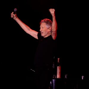Roger Waters de Pink Floyd rejoint le documentaire sur la résistance palestinienne « Freedom Theatre »