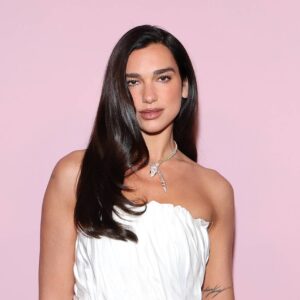Samsung demande au juge de rejeter le procès de Dua Lipa de 15 millions de dollars