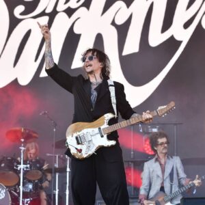 The Darkness annonce le spectacle surprise intimiste du London Moth Club « Crock Of Hits »